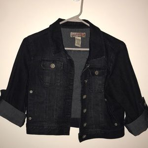 Cropped jean jacket